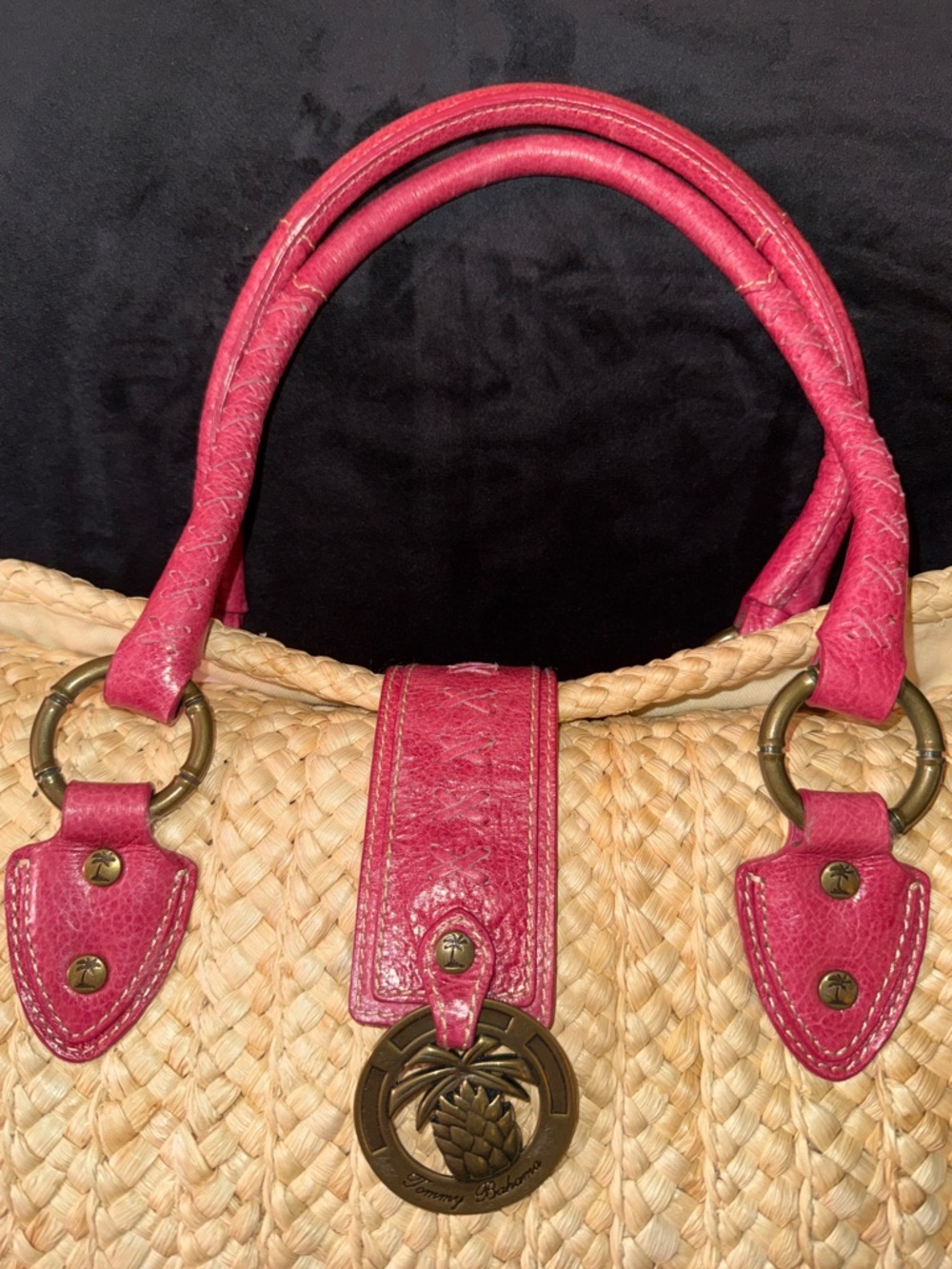 Tommy Bahama Straw Tote with Pink Leather Trim and Medallion - Picture 3 of 16